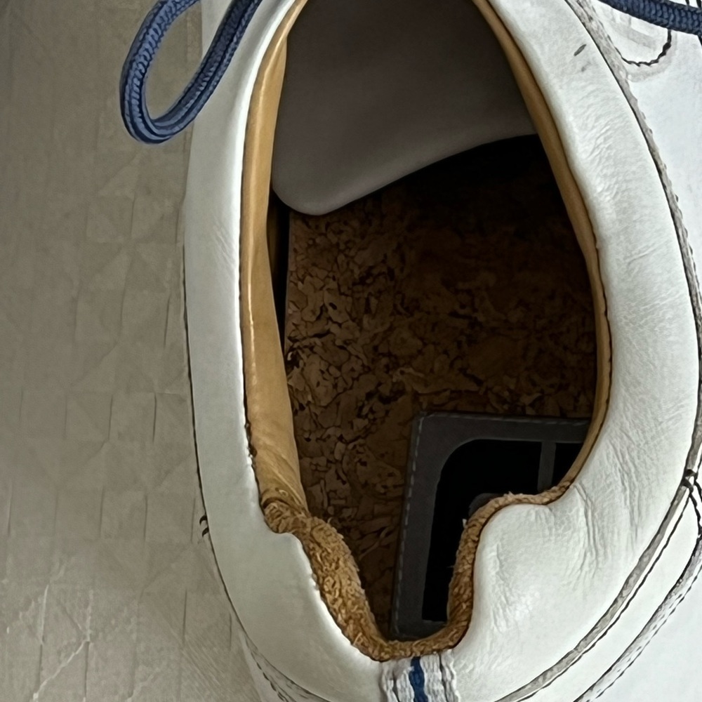 Mens size 11 Highy Quality VERSALUXE FOOT JOY spineless golf shoe all leather. - Picture 7 of 7